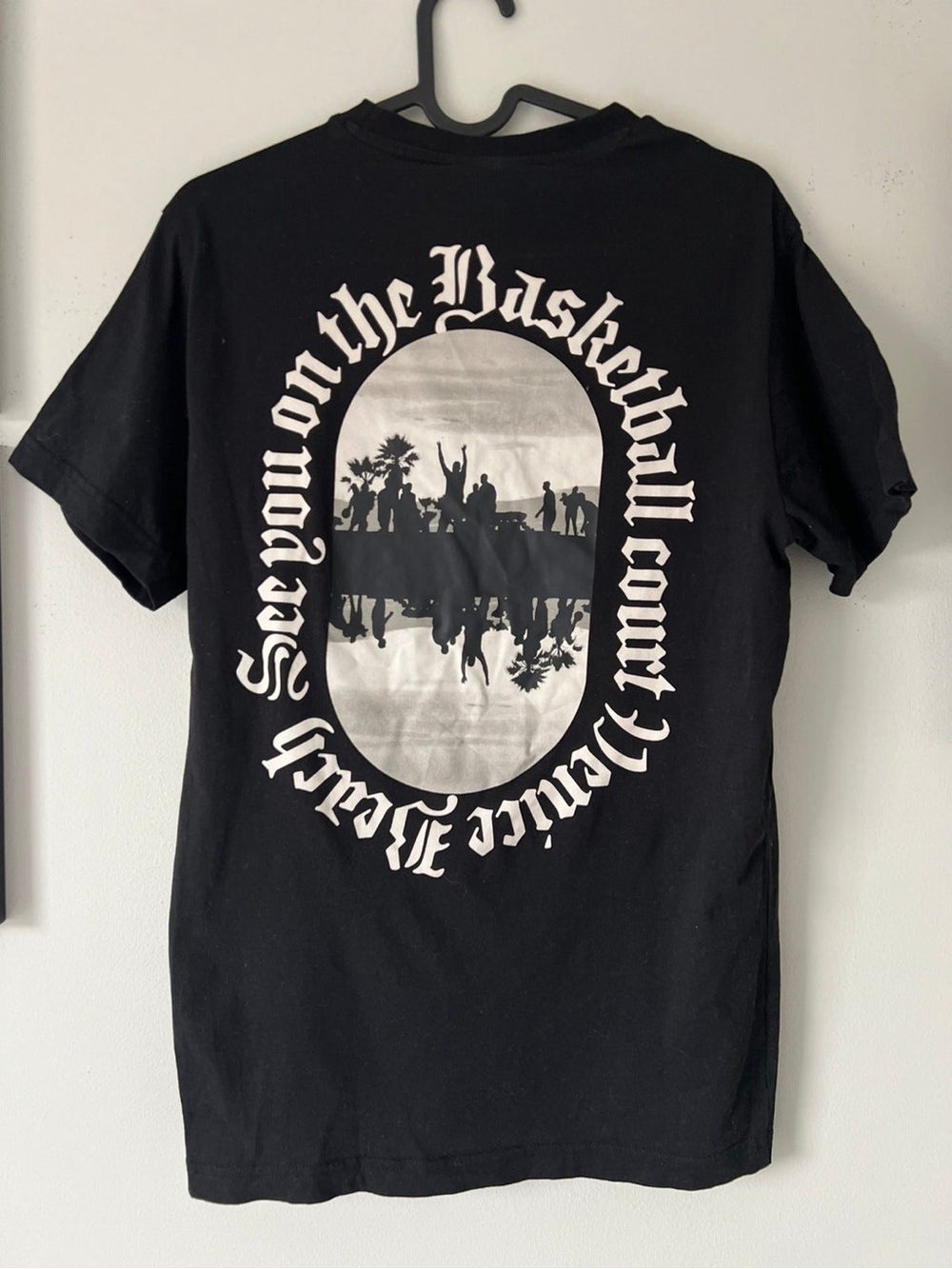 H&M Black Short-Sleeve Graphic Tee with White Chest Print